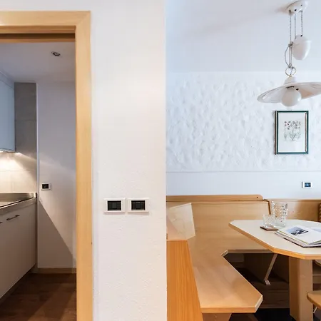 Aparthotel Antares