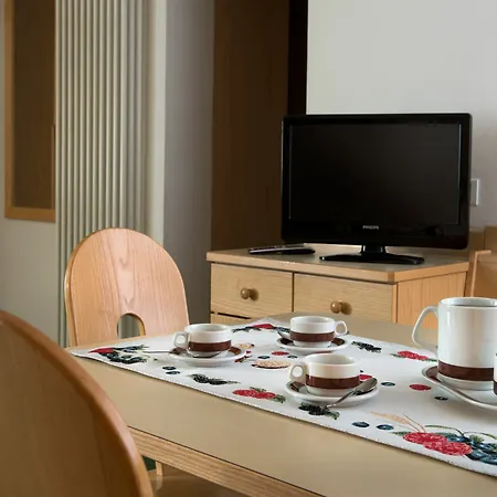 Aparthotel Antares 3*